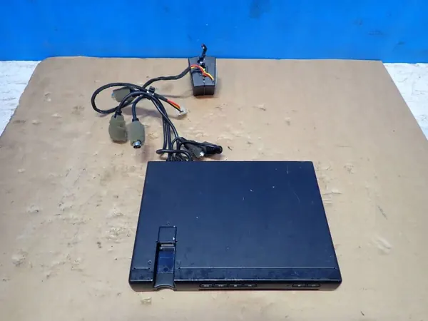 Toyota VXC2000S7 DVD-Player für Kopfstützen - Gebraucht image 4