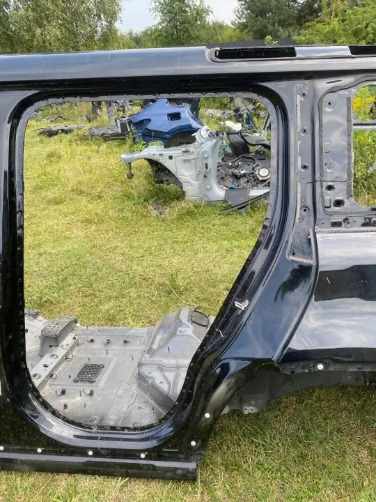 OEM ĆWIARTKA TYŁ BŁOTNIK PODŁUŻNICA Vänster Sida image 3