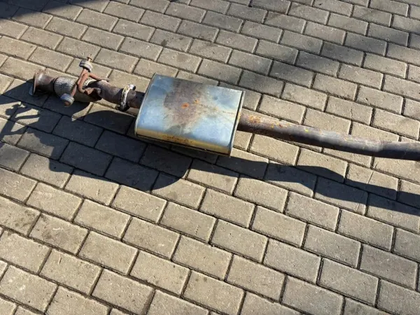Silencieux Volvo XC90 II OEM 82260822 image 4