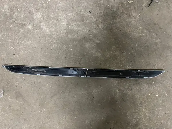 MERCEDES V KLASA 447 CHROM LISTWA image 3