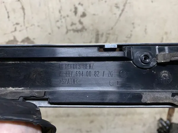 MERCEDES V KLASA 447 CHROM LISTWA image 4