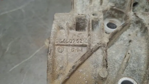 Boîtier de Pompe à Eau Citroen Peugeot 206 1.4 image 7