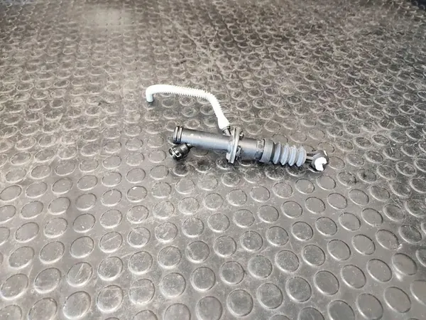 Renault OE 306105773R Cylindre d'Embrayage Captur image 2