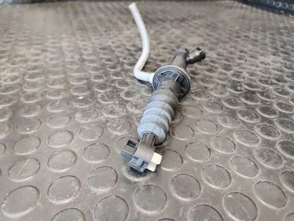 Renault OE 306105773R Cylindre d'Embrayage Captur image 3