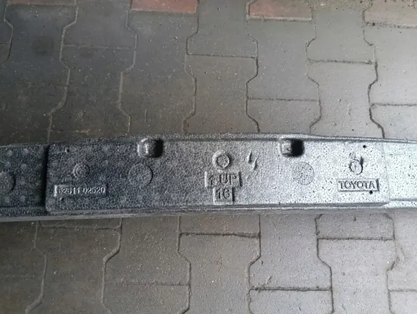 Absorvedor para-choques dianteiro OEM 52611-02520 Toyota image 3