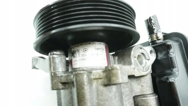 Pompe de direction assistée Mercedes OEM 0064662601 image 3