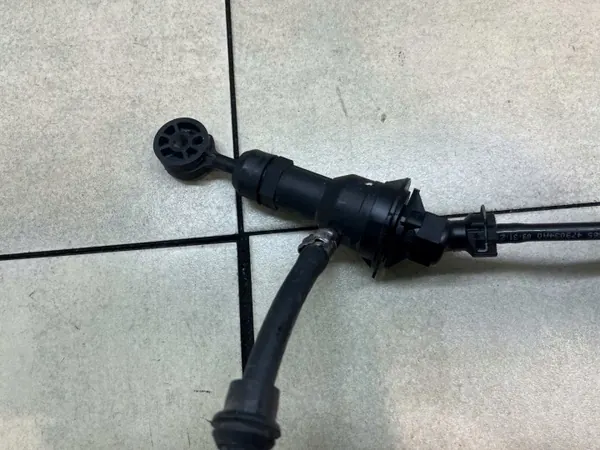 Pompe de tuyau d'embrayage OEM 479034A0 pour Jumper II 2.2 HDI image 5
