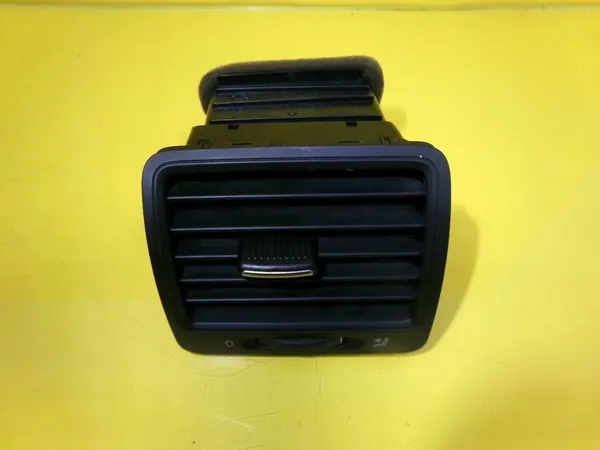 Grelha de ventilação dianteira esquerda Volkswagen Golf V 1K0819709 image 6