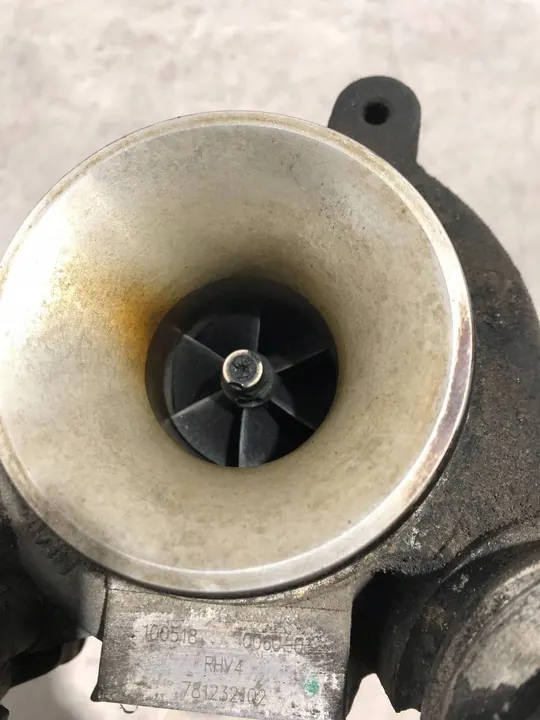 Turbo BMW 3 E90 E91 781232102 image 6