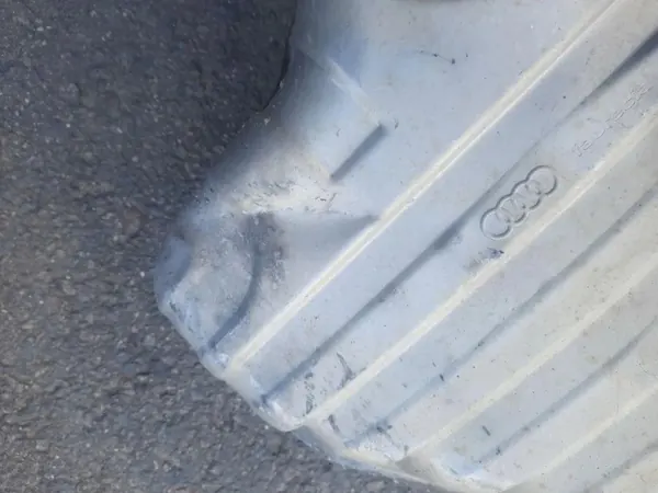 Audi A6 S6 C7 Pakoputken vaimennin OEM 4G0253411 image 3