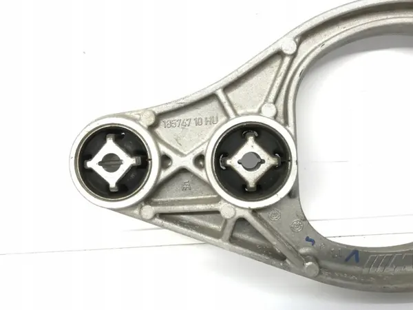 BMW M4 G82 G83 mittfäste OEM 8090205 image 3