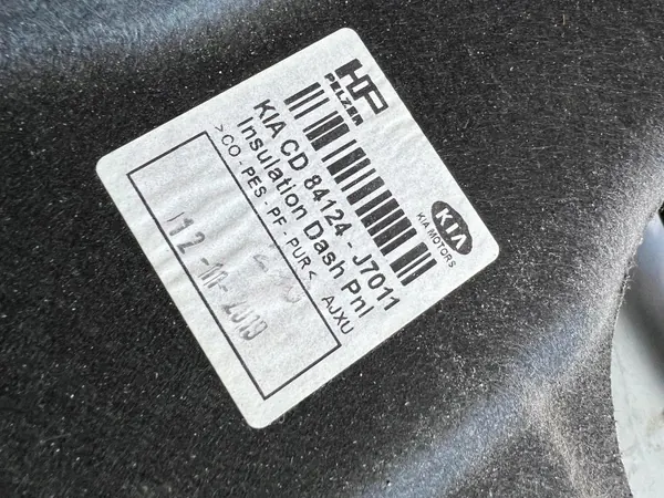Isolation de cloison Kia Xceed OEM 84124-J7011 image 5