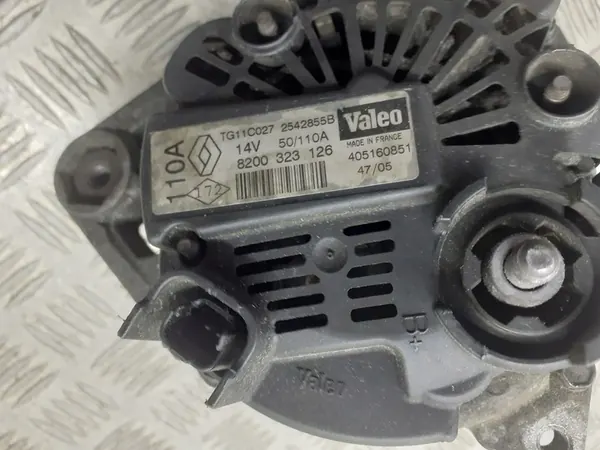 Generaattori Renault Scenic II 1.6 OE 8200323126 image 3