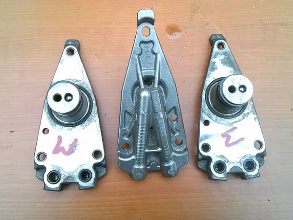 Renault Kamaxelsensor OEM 130412395R & 130415796R image 2