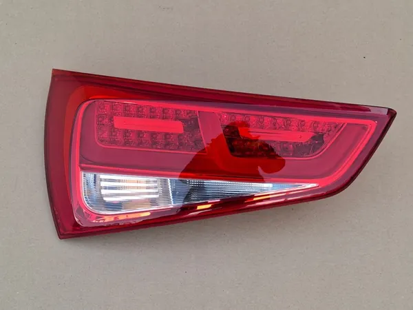 Luz trasera izquierda Audi A1 8X 8X0945093B image 2
