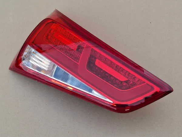 Luz trasera izquierda Audi A1 8X 8X0945093B image 5