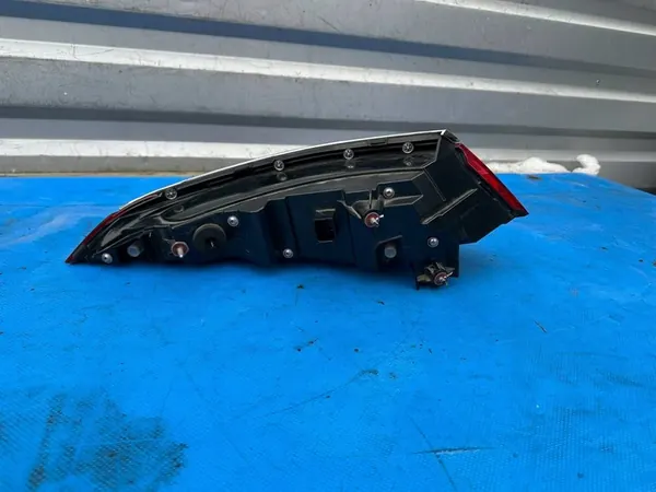 MERCEDES S KLASA W223 ACHTERLICHT RECHTS LED image 4