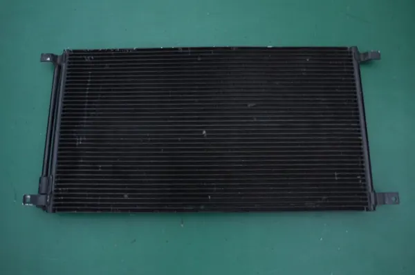 Pieza Aston Martin OEM 9G43-19710-AA usada image 2
