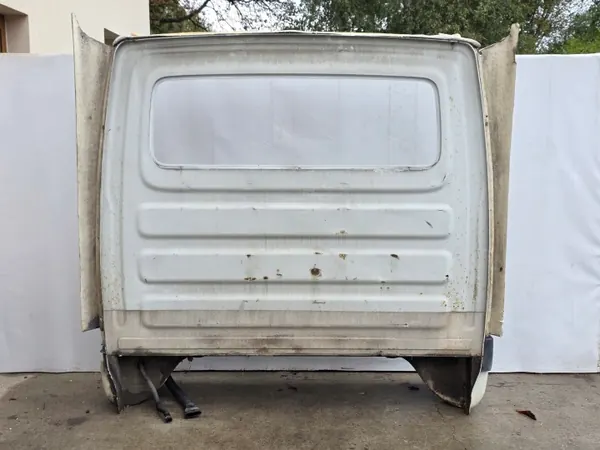 Panel divisorio trasero IVECO DAILY 06-14 OEM image 2