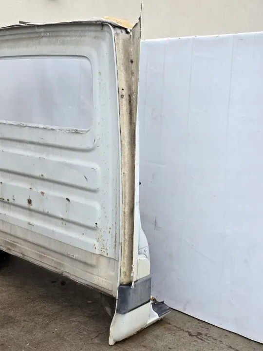 Panel divisorio trasero IVECO DAILY 06-14 OEM image 5