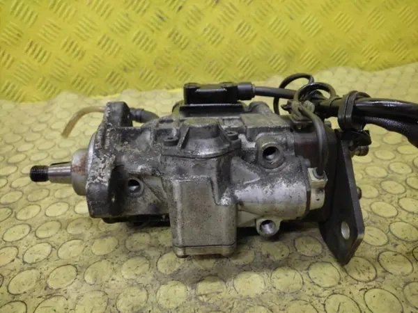 Audi A3 8L 1.9 TDI inspuitpomp OEM 0460404977 image 8