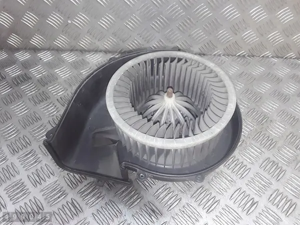 Ventilador aquecimento Skoda Fabia OEM 6q1820015c image 2