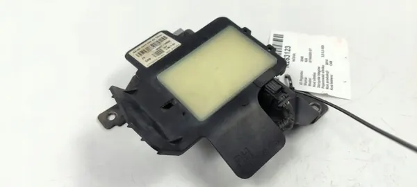 Kia Stinger döda vinkeln sensor OEM 95821-J5000 image 2