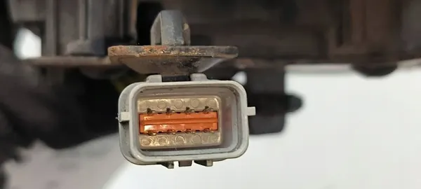 Kia Stinger döda vinkeln sensor OEM 95821-J5000 image 3