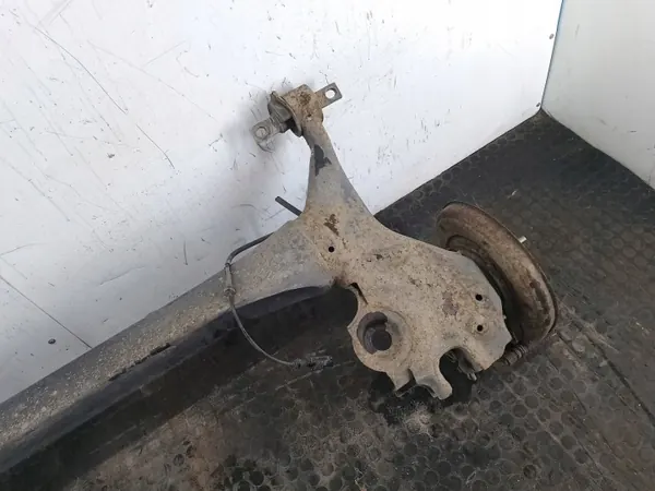 Mitsubishi Colt VI Hinterachsschwinge OEM image 8