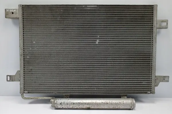 Begagnad AC-kondensor OEM A1695001254 för Mercedes W245 image 2