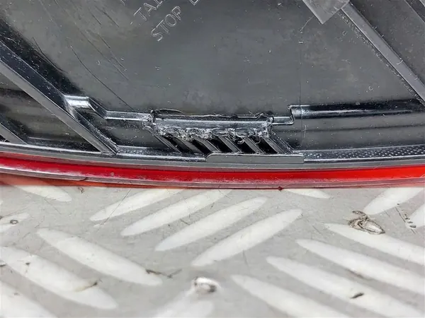 Luz trasera derecha Skoda Karoq LED 2017-2021 image 7