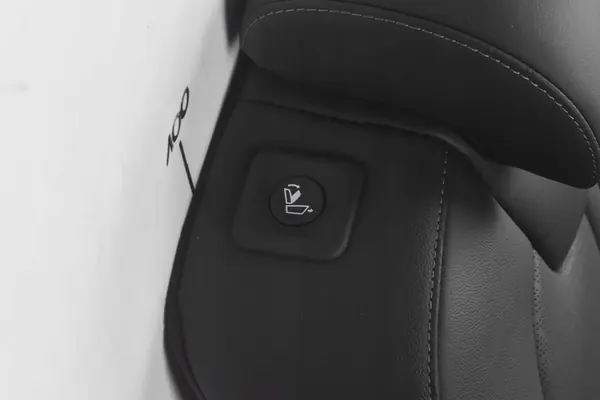 KIA SORENTO IV MQ4 2nd Row Seat Back image 8