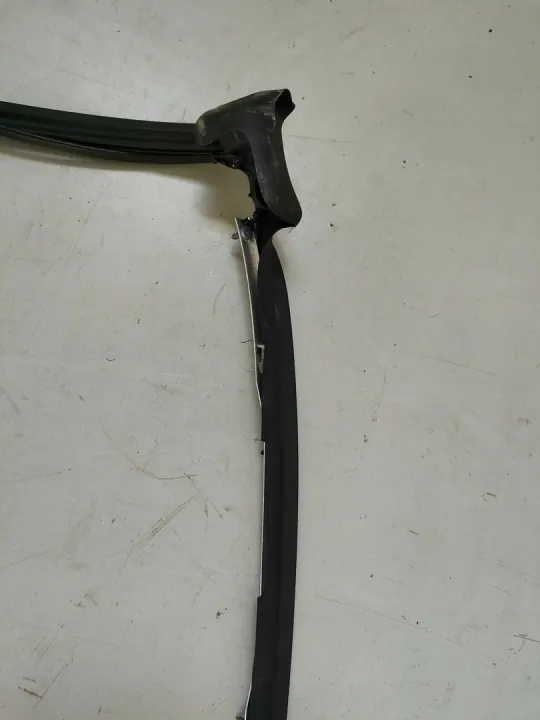 BMW E93 Dachdichtung Vorne - Gebrauchtes OEM-Teil image 3