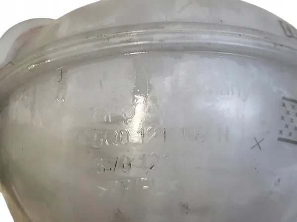 Kühlmittel-Ausgleichsbehälter Audi A3 S3 8V 2018 OEM 5Q0121407H image 4