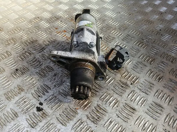 Startmotor Toyota Avensis II T25 2.0 VVTI image 4