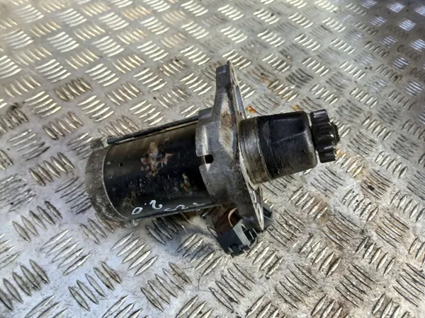 Startmotor Toyota Avensis II T25 2.0 VVTI image 6