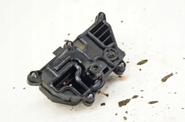 UB232 Skoda Scala 1.0i Öljentäyttö 05C103495B image 4