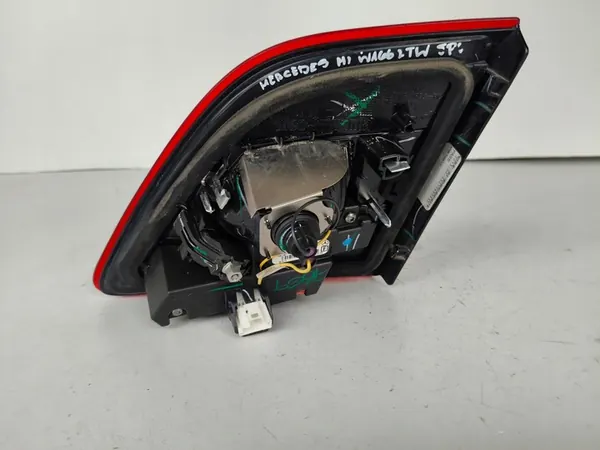 Linker achterlicht Mercedes ML W166 11- LED A1669068701 image 4