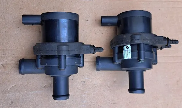 VW Touareg 7L Extra Vattenpump 2.5TDI image 4