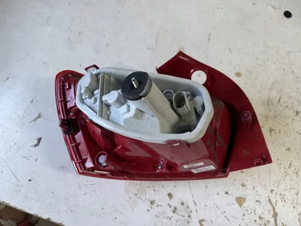 Luz trasera derecha SEAT IBIZA IV 5 Puertas 08- OEM image 3