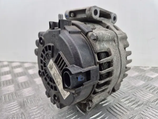 Vaihtovirtageneraattori Valeo Mercedes GLE350d image 3