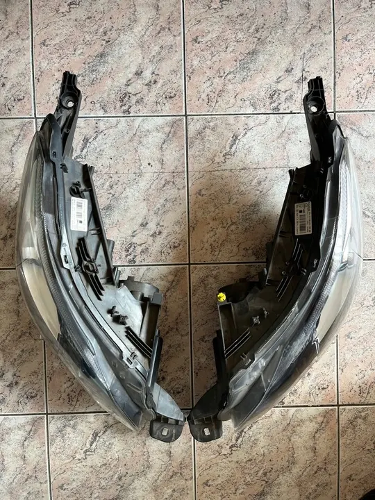 Voorste Rechter Koplamp Peugeot 2008 I Lift 2013-2019 image 7