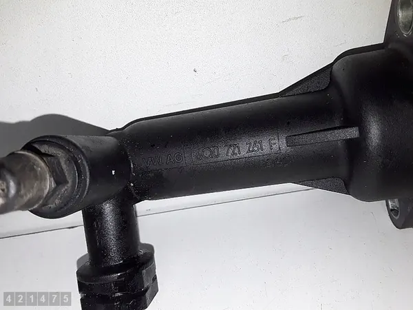 Cylindre d'embrayage VW GOLF VIII 1.6L 2005 6Q0721261F image 3