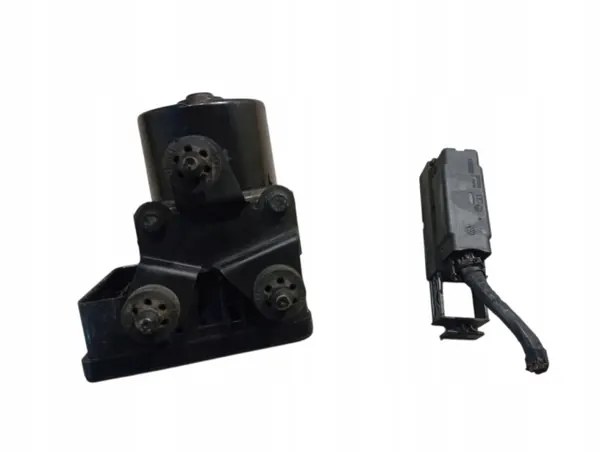 Pompe ABS OEM 3T0907379A pour Skoda Superb II 3T image 5