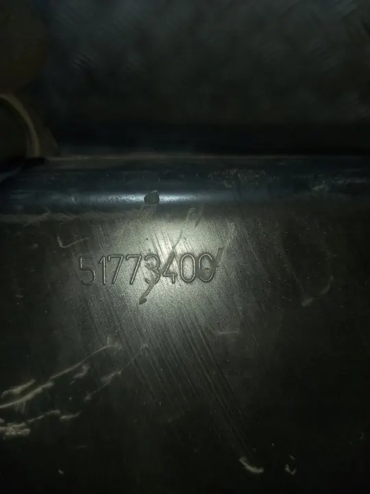 Boîtier de filtre à air Fiat Grande Punto 51773400 image 2