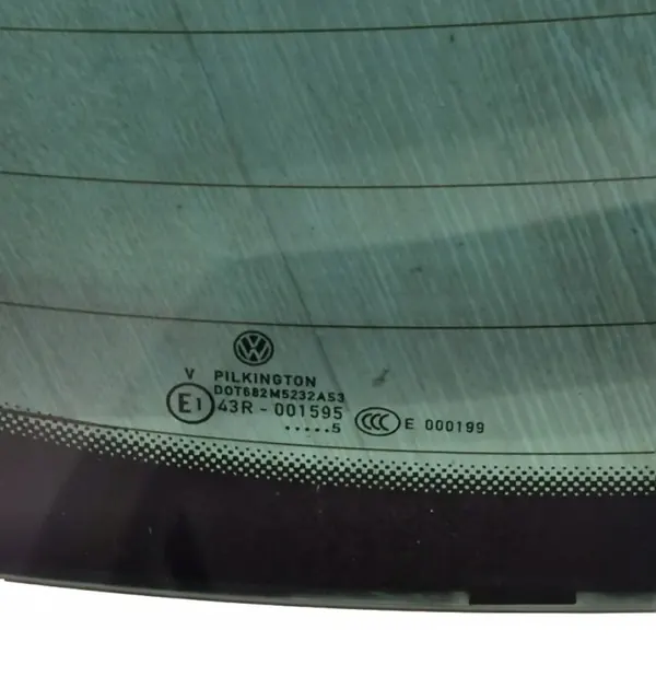 VW Tiguan 5N Achterklep Donker Glas OEM 5N0845051AH image 3