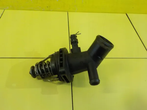 Carcasa de termostato para Opel Insignia 2.0 CDTI 55505571 image 3