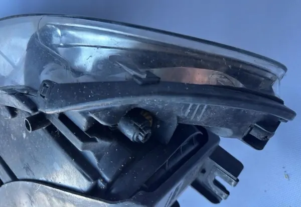 AUDI Q7 4L 05-09 Luz Trasera Izquierda OEM 4L0945093 image 7