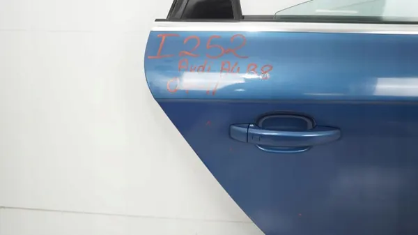 Puerta trasera derecha OEM 360205182 para Audi A4 B8 image 4