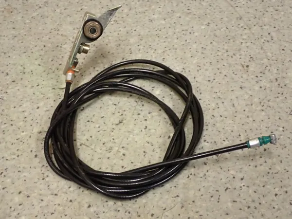 Daihatsu Terios brandstofklep openkabel - OEM image 2